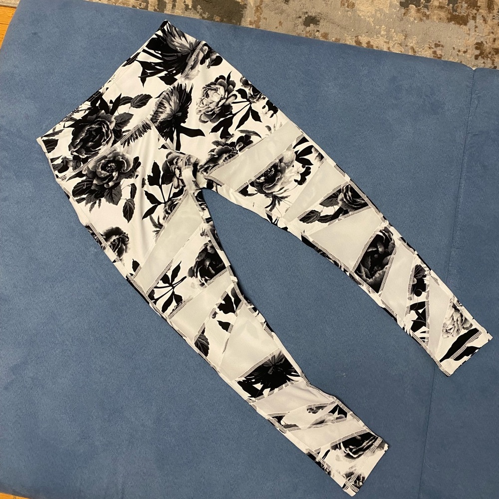 Lululemon Inspired leggings size 4